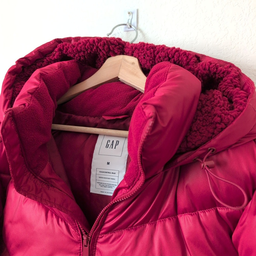 Gap ColdControl Max Puffer Jacket Berry Red Hoode… - image 5